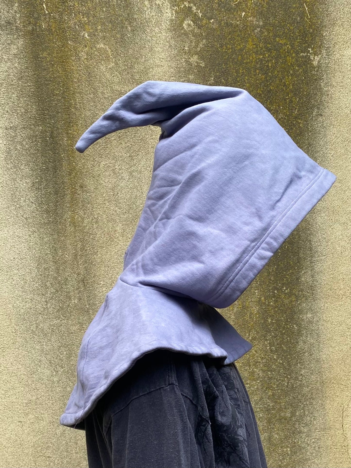 Liripipe hood