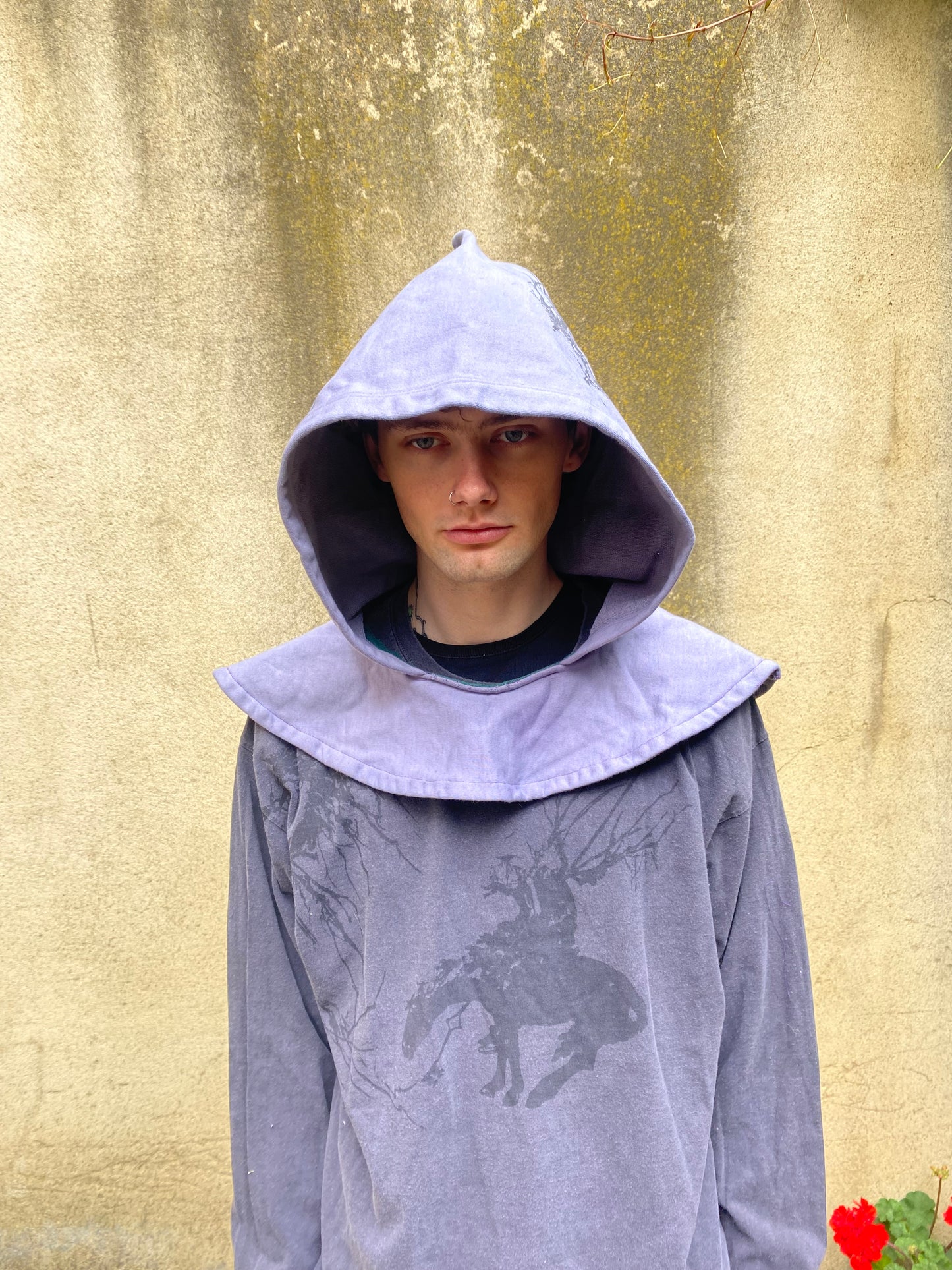 Liripipe hood