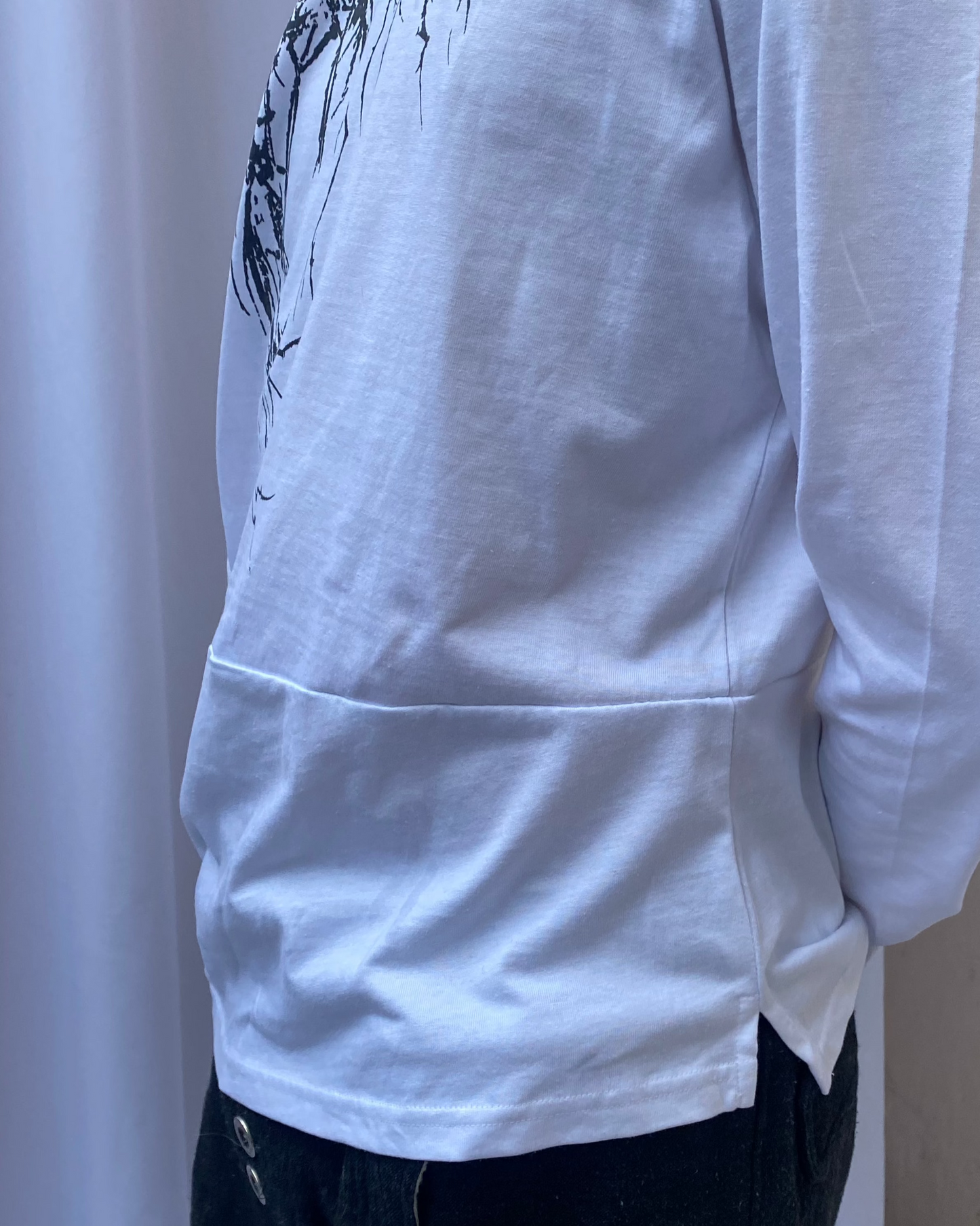 Cursed Root Long-Sleeve